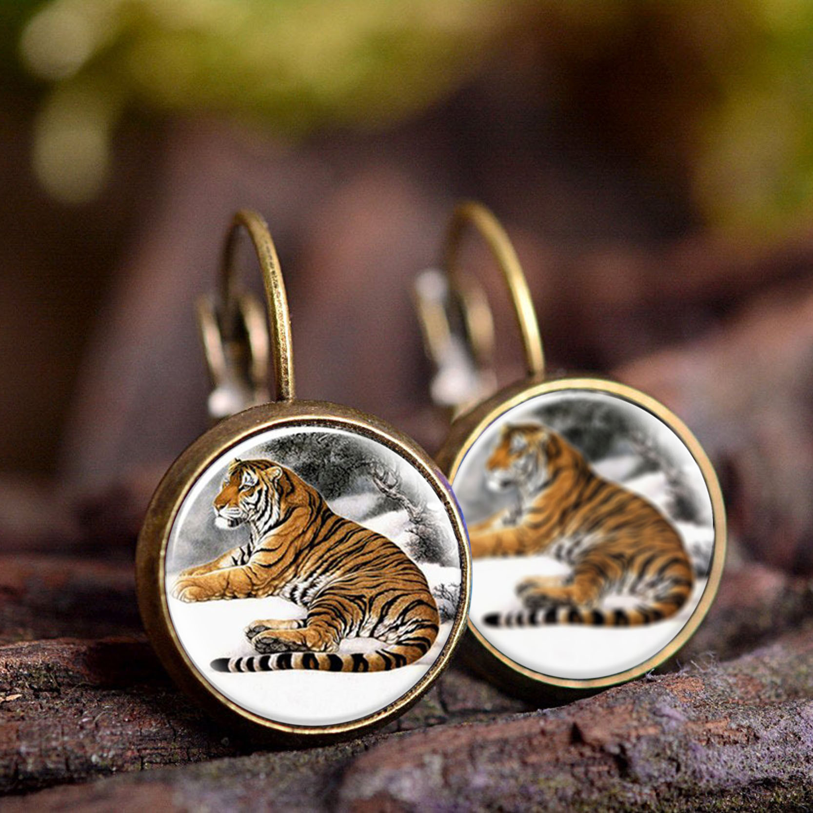 Creative Glass Animal Pattern Earrings, Retro Cartoon