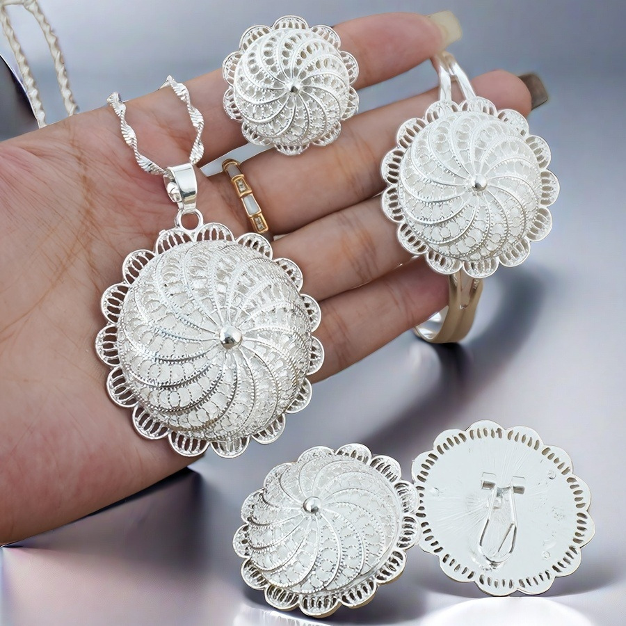 TEMU Ensemble de bijoux argentés 4 pièces/ensemble - Pendentif, boucle d'oreille, bague et bracelet de style bohème du Moyen- - Convient pour les