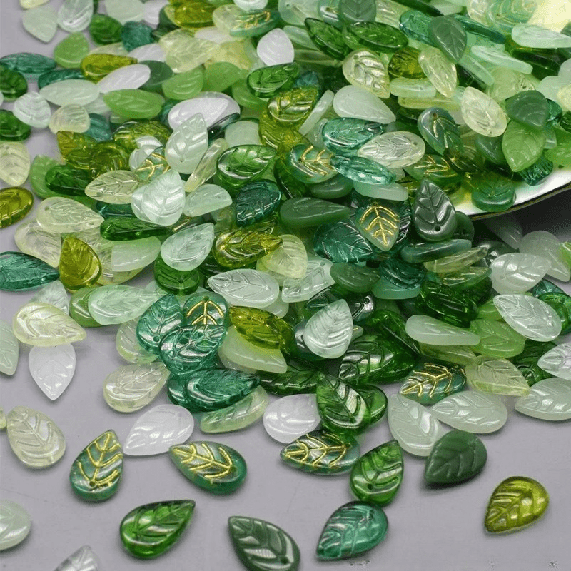 E-shop 40 Stück/Los Grüne Glasbaumblatt-Anhänger für Schmuckherstellung DIY Ohrringe Halsketten Armband Zubehör