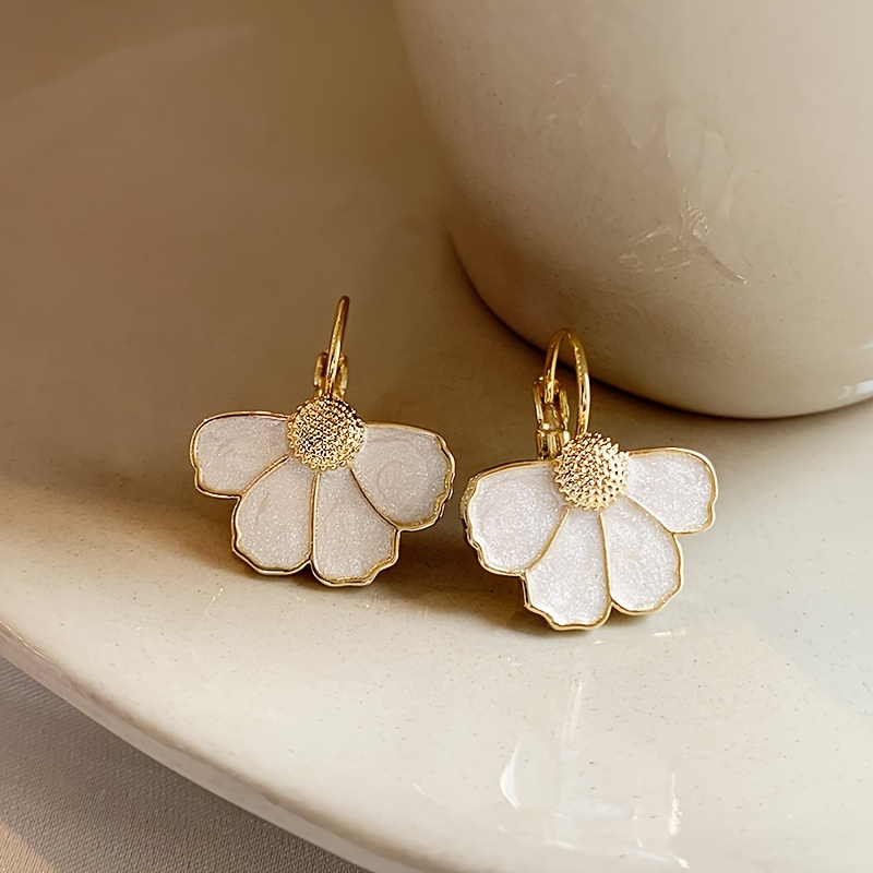 

Pair Of Elegant French Style Floral Drop Earrings For Women - Stainless Steel Posts, Alloy , And , Jewelry|french |alloy Construction