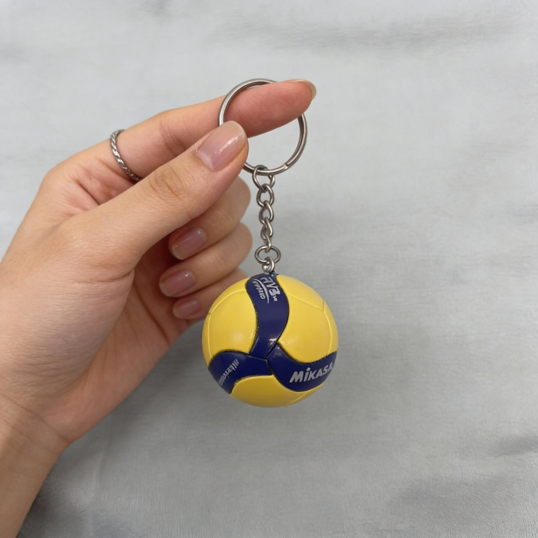 TEMU 1pc Mini Volleyball Keychain Suitable For Sports Fans & Collectors - Miniature Volleyball With , Durable Gift For Athletes, Volleyball,