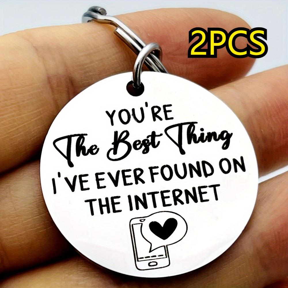 

2pcs Stainless Steel Romantic Keychains For Couples - "you're The Best Thing Ever On The Internet" Engraved Love Pendant With Heart & Design, Perfect Gift, Romantic Gift| Pendant| Keychain