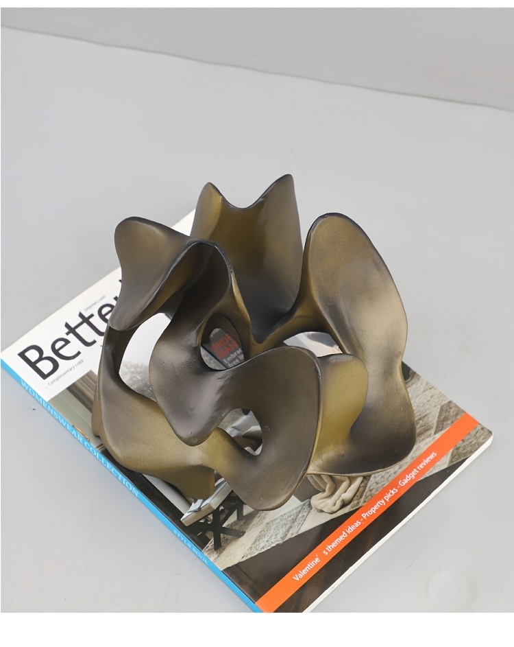 An Abstract Bronze-Colored Resin Wrapped Geometric Statue, Handcrafted for Multifunctional Indoor And Outdoor Decoration, Room Artwork, Minimalist Style Accent, Fine Craftsmanship, Suitable for Living Rooms, Offices