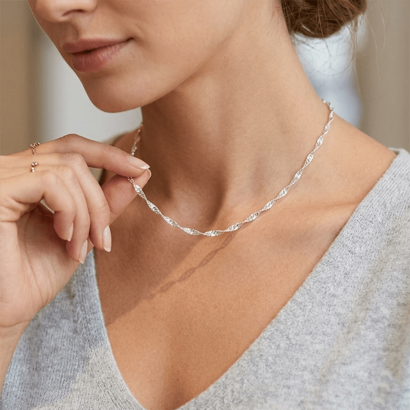 Unisex Silvery Shimmer Pleated Thin Necklace, Versatile Design