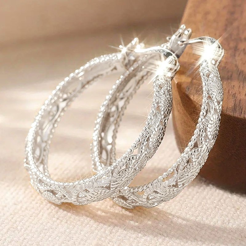 Image of Exquisite Hoop Earrings For Women Daily Casual Huggie Earrings Jewelry Gift