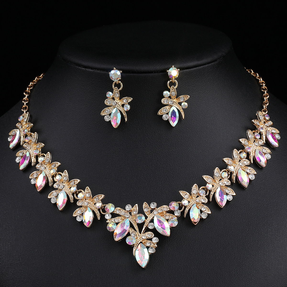 Ensemble de bijoux magnifique 3 pièces pour mariée, comprenant des boucles d'oreilles et un collier bleus, bijoux de mode pour femmes avec strass brillants, additions élégantes et exagérées pour tous les jours, parfaits pour les mariages, banquets, bals, fêtes, cadeaux de bijoux exquis