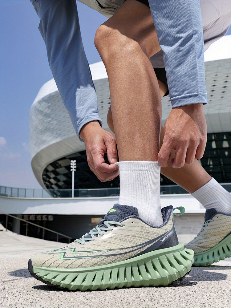 Sneakers, Men's Outdoor Trail Running Shoes, Breathable, Shock-Absorbing, Lightweight, Soft-Soled Men's Shoes, Training Mesh Breathable Casual Trendy Women's Shoes, Student Campus Commuting Lace-Up Shoes