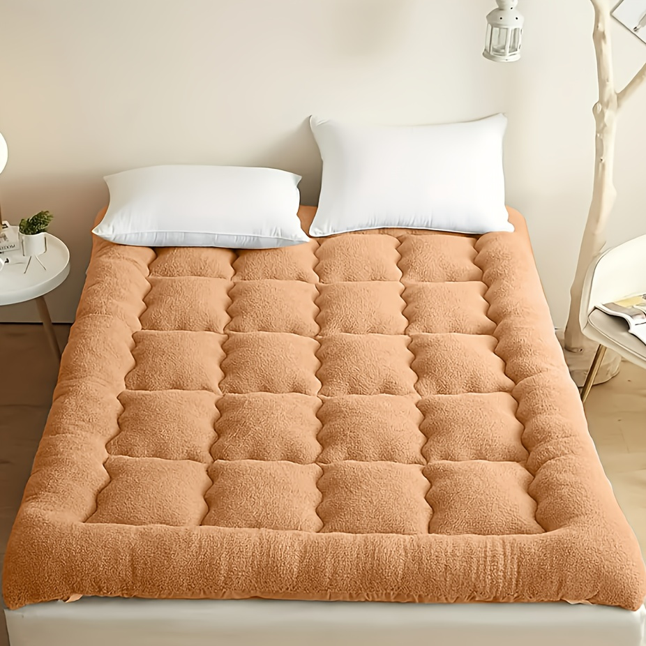 1pc Ultra Soft Mattress Topper - Thick and Portable, Foldable, Suitable for Dorms, Bedrooms, and Hotels - Machine Washable, Mixed Colors Available in Christmas, Back-to-School Season, New Year