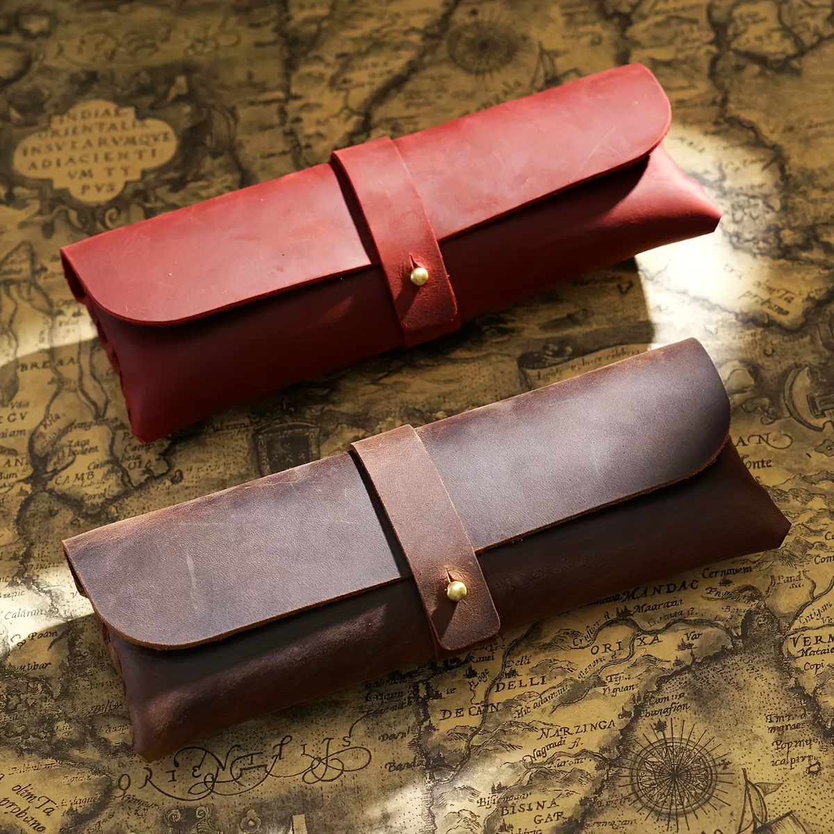 Custom-Made Large Capacity Pencil Case Made of Crazy Horse Leather And Top Layer Cowhide, Featuring a Vintage Design. This Japanese-Style Minimalist And Korean Trendy Leather Storage Box Is Multifunctional