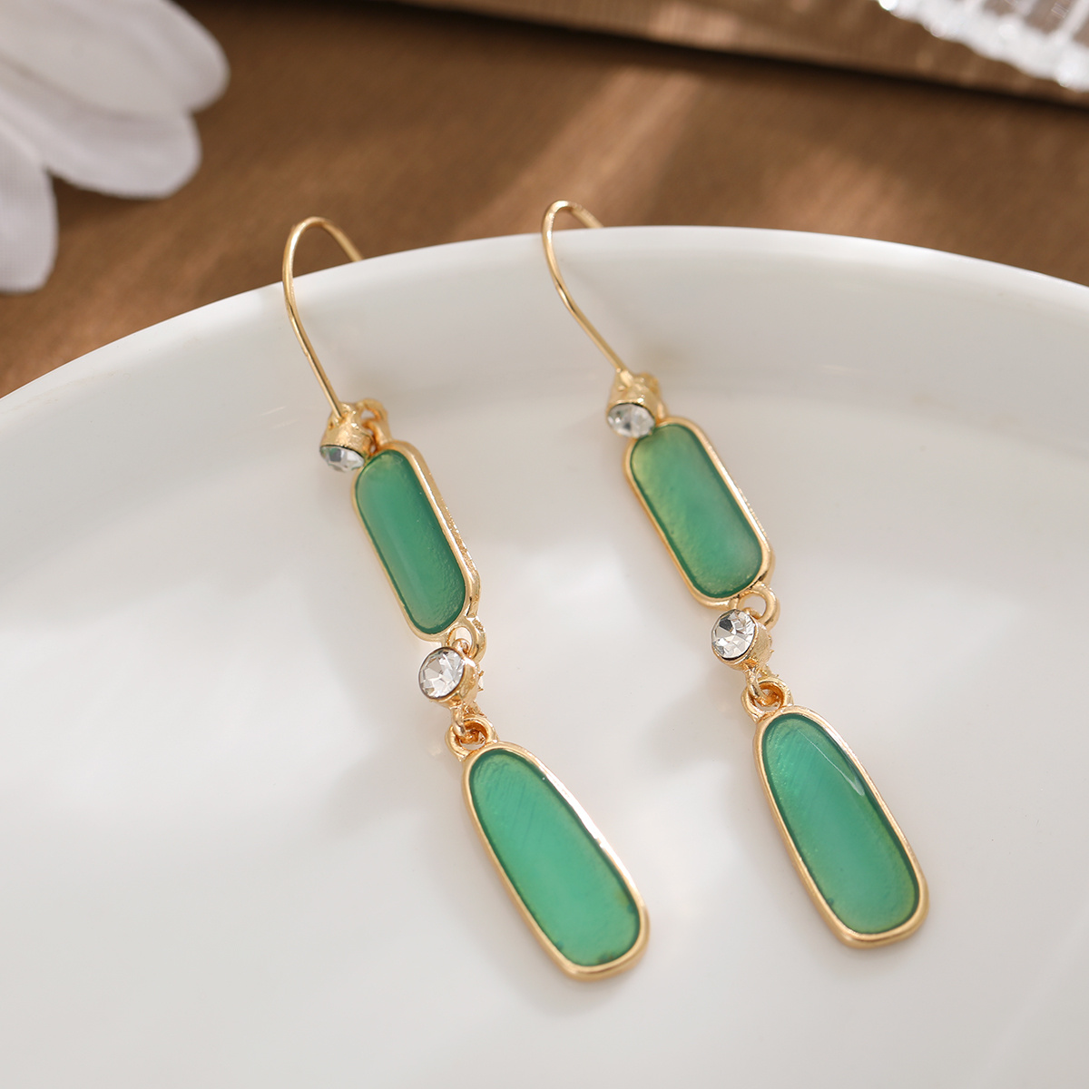 TEMU Vintage Elegant Multi-section Long Pendant Earrings For Women With Inlaid Synthetic Synthetic Zirconia, Suitable For Daily Wear, Parties, And