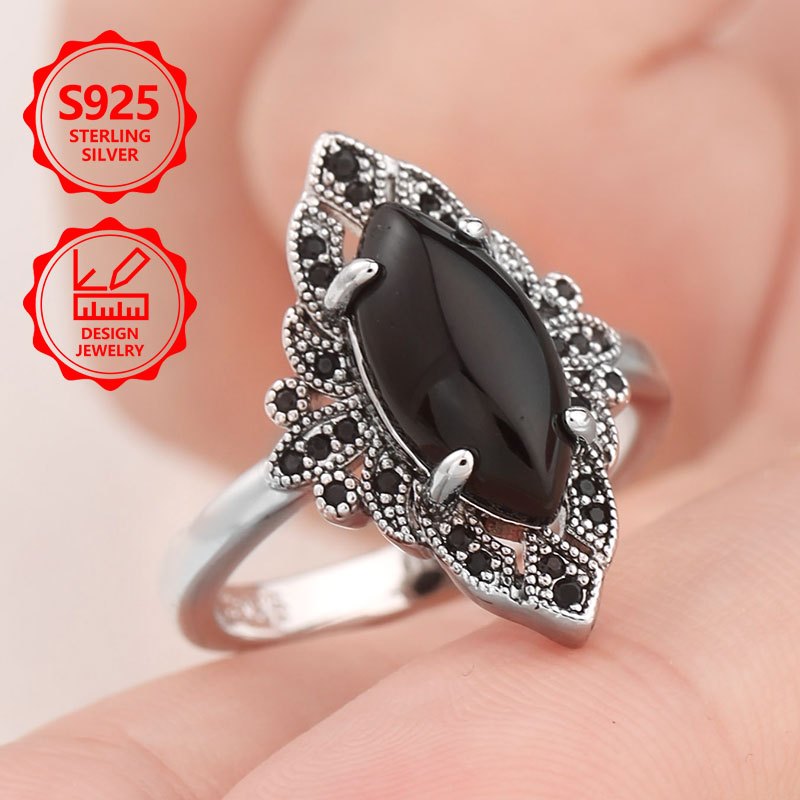 A Beautiful Sterling ' Fashion Ring Of 925 Purity. Elegant, Fashionable, Exquisite, A High-quality Ladies' Jewelry Ring With . Suitable For Vacation Trips, Daily Wear. An Ideal Commemorative Gift For