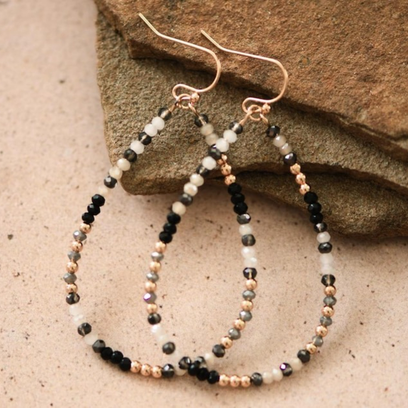 TEMU Boucles d'oreilles goutte en perles de verre bohèmes minimalistes - Bijoux pendants bohèmes à et blanches adaptés pour , les vacances, - Rétro
