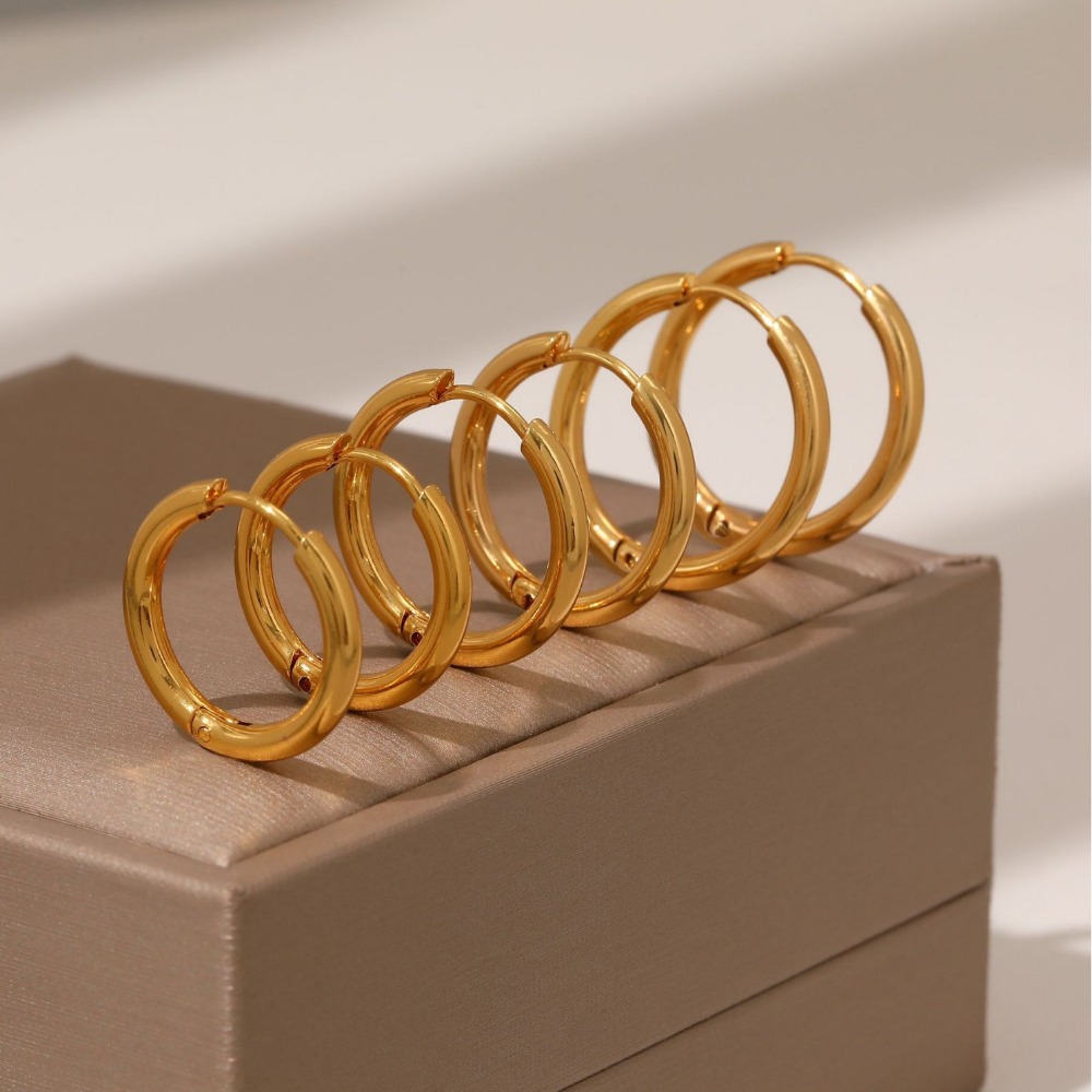 6pcs Minimalist Golden Hoop Earring Set for Women