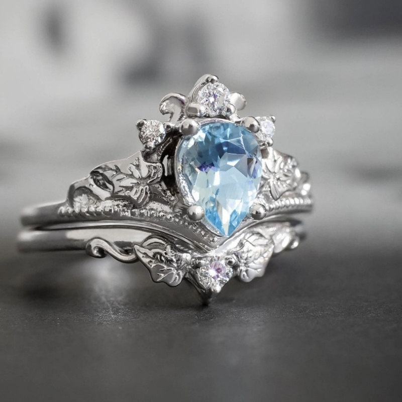 A Pair New Luxurious Women's Jewelry Rings Wedding Engagement
