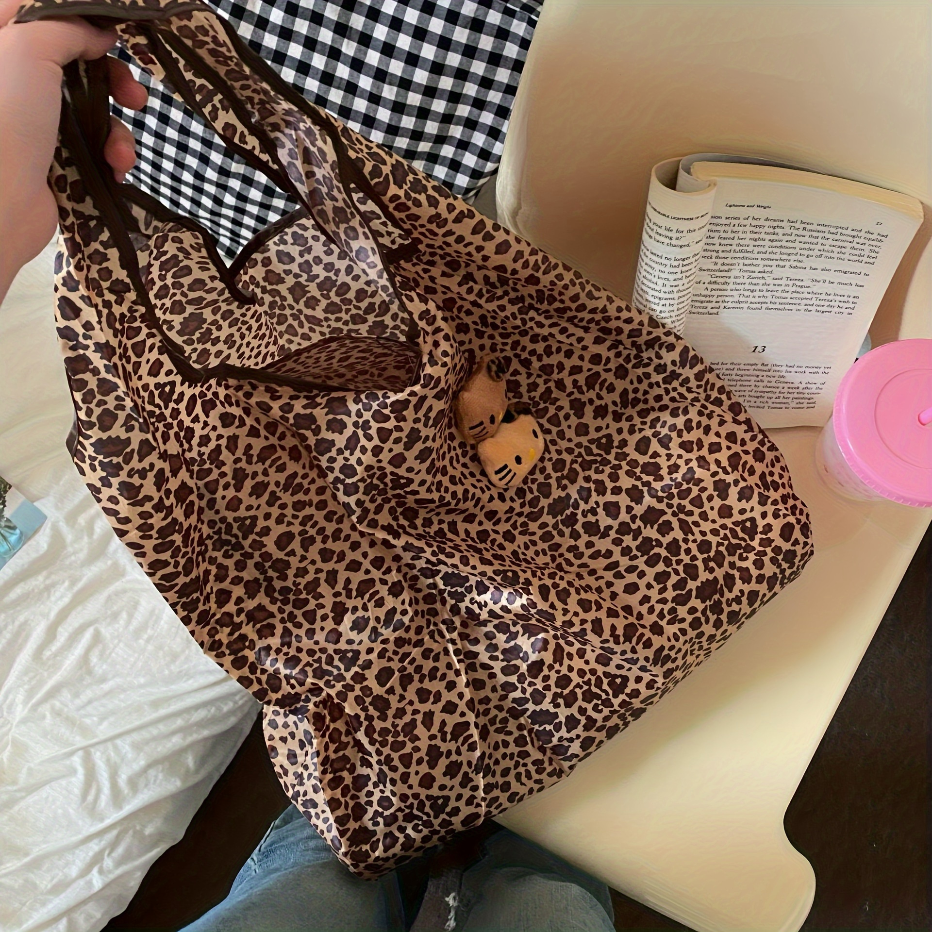 chic leopard print foldable shopping bag     polyester   groceries clothes storage travel gifts details 5