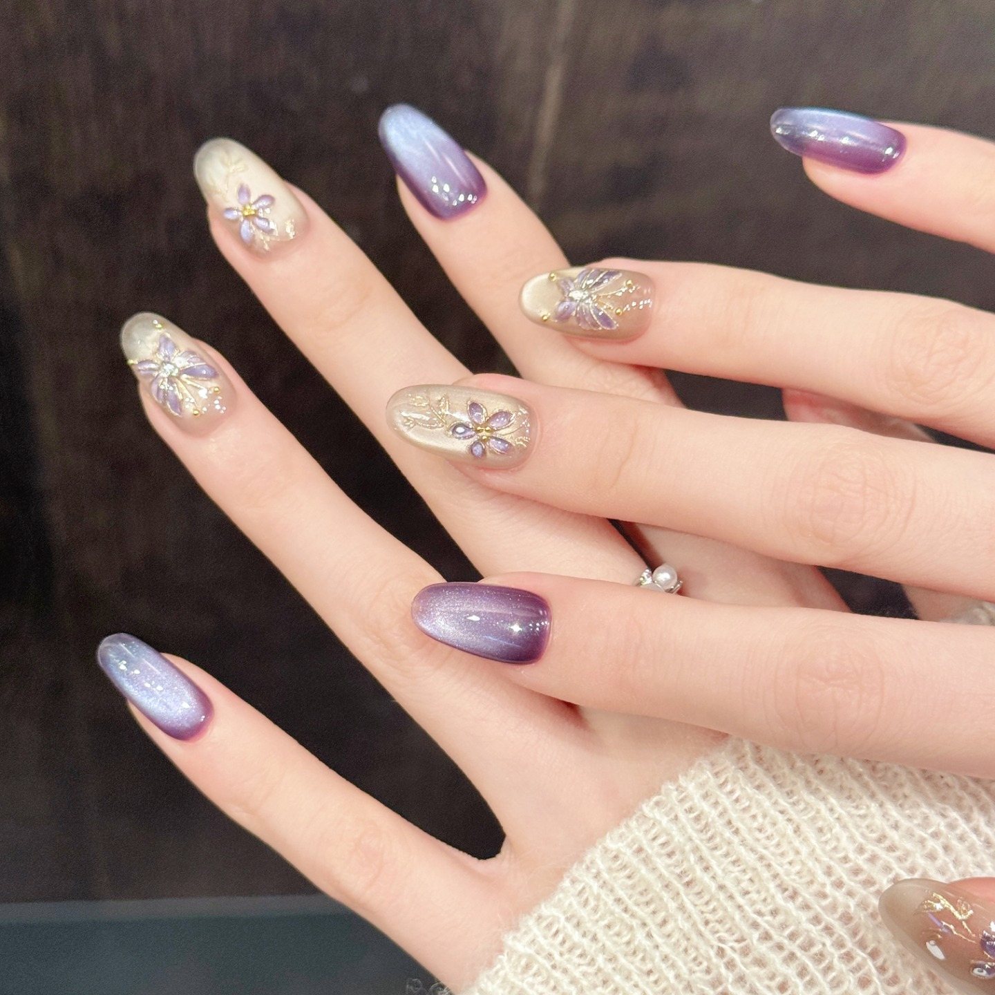 TEMU ネイルアート用 ハンドメイド ネイルチップセット - ソフトパープル ゴールデン ショートオーバル 付け爪 金箔フラワー＆ラインストーン蝶付き 再利用可能 取り外し可能 ネイルチップ ツールキット付属 プロム/結婚式/普段使い用 (スタイル)