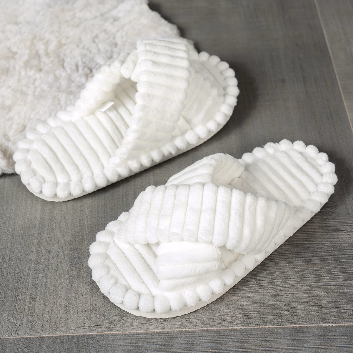unisex couples slippers lightweight slippers in multiple colors shoes white noiseless foldable quick drying slippers classic and elegant crisscross strap design fluffy plush friendly and warm indoor Product details 11