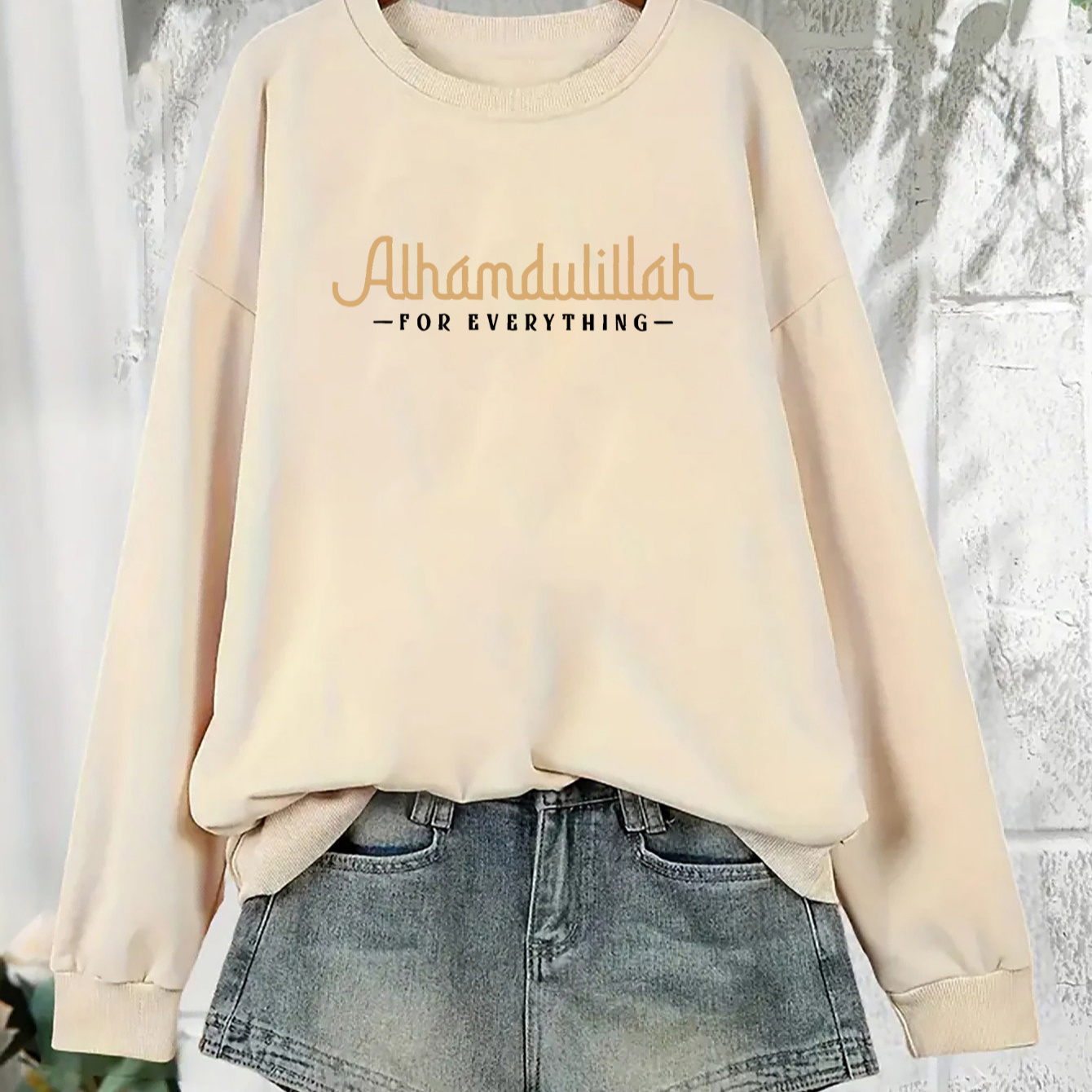 

1pc Women's "alhamdulillah For " Printed Sweatshirt, Fashionable Elegant Style, Long Sleeve Pullover Hoodie, Knit Polyester Fabric, Crew Neck With Stretch, Casual Sports Wear For Adults