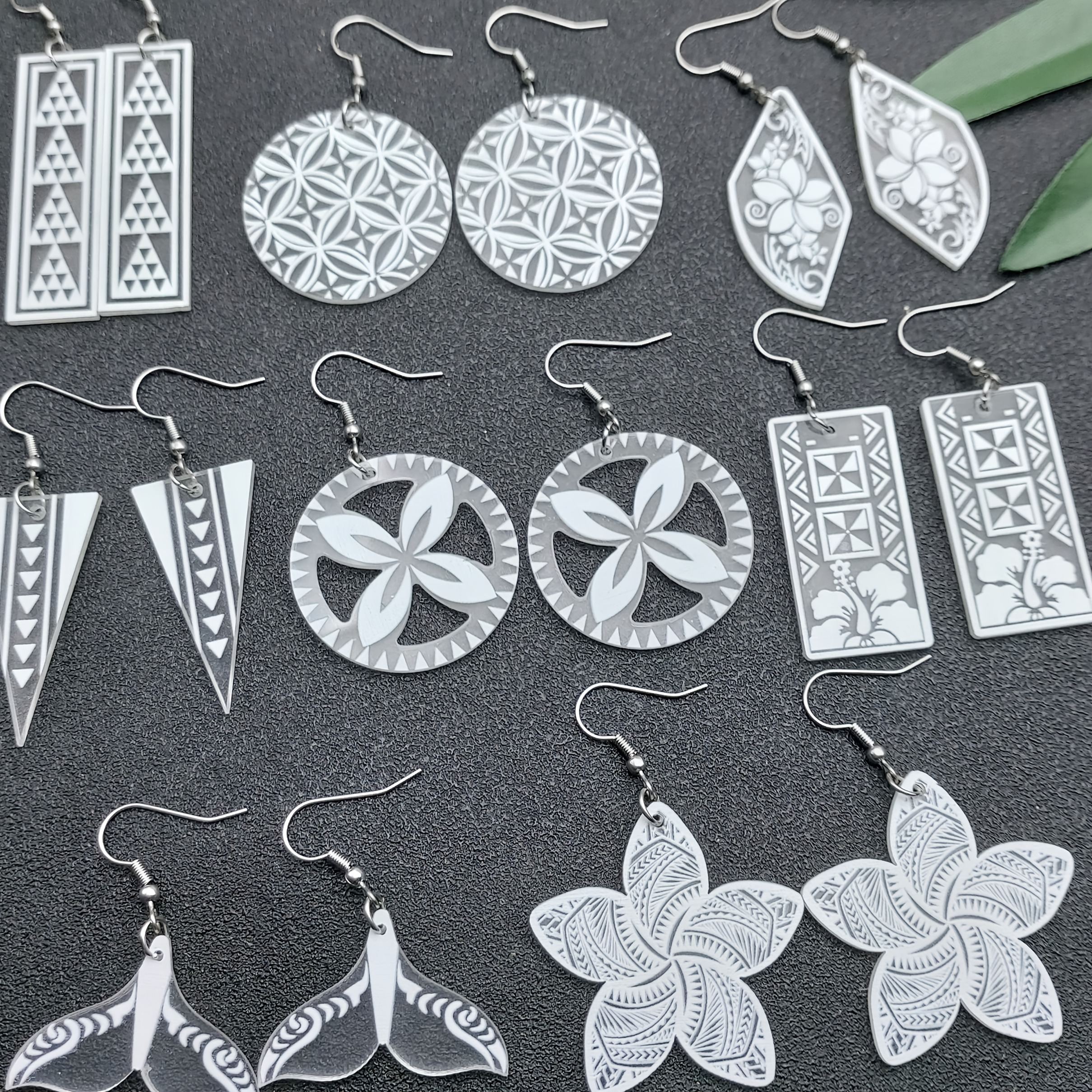 TEMU 2d Flat Acrylic Ear Studs, 8 Pairs 16pcs, Lightweight Transparent Acrylic Earrings - Tropical Hawaiian Polynesian Style Plumeria, Triangle,