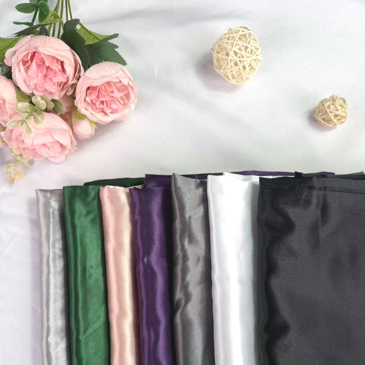 TEMU 7pcs Premium Satin Fabric, 9.84in X 9.84in, 25cm X 25cm Size, Solid Color Satin, For Wedding Decor, Hanging Ornaments, Easter, Christmas Gifts,