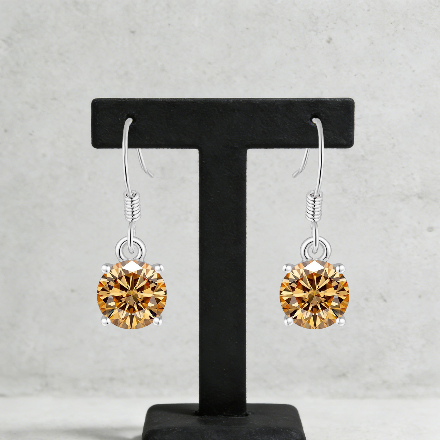 Women's Minimalist Moissanite Earrings