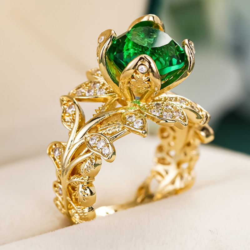 Women's Retro Green Zirconia Flower Leaf Ring