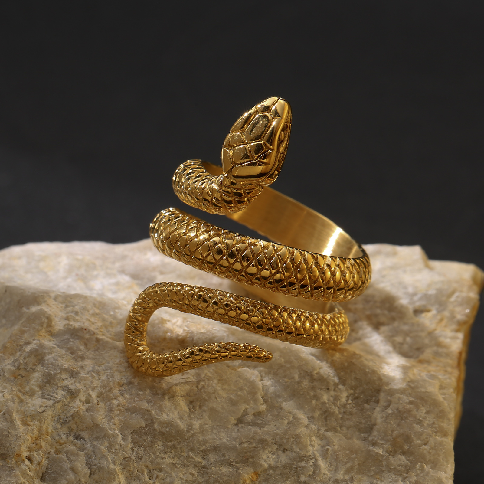 TEMU 1pc 304l Stainless Steel Golden Coiled Snake Scale Ring Retro Men' S Ring Men' S Ring Ring Gift Retro Style 304l Stainless Steel Jewelry