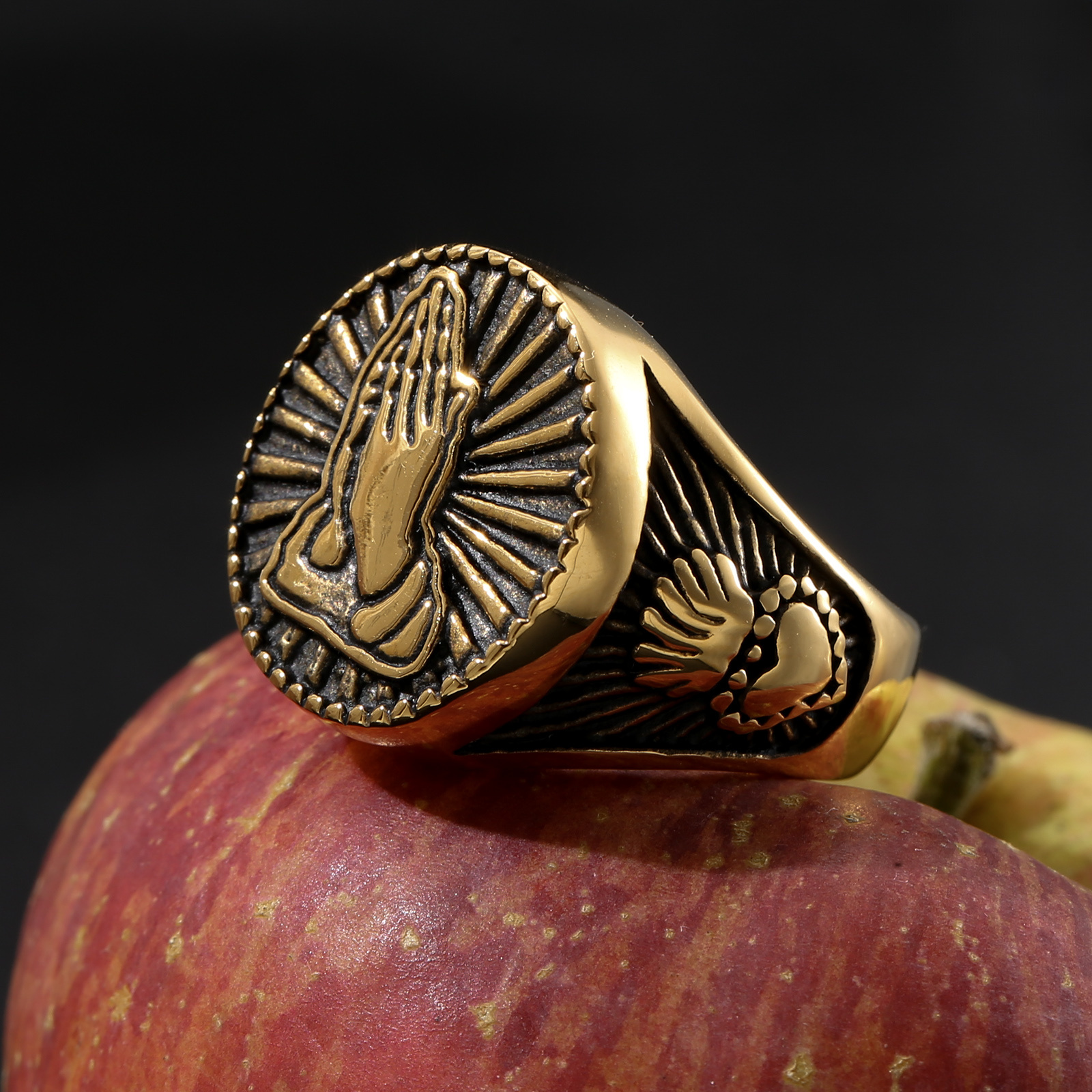 Image of Praying Hand Signet Ring Men Women 316l Stainless Steel Golden Silvery Religious Cross Band Ring Fashion Accessory Gift