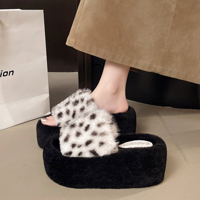 TEMU Women's 7cm Platform Fuzzy Slippers Leopard Plush Upper Sole For Petite Women Fall Winter Indoor Outdoor Warm Slides, Women Shoes