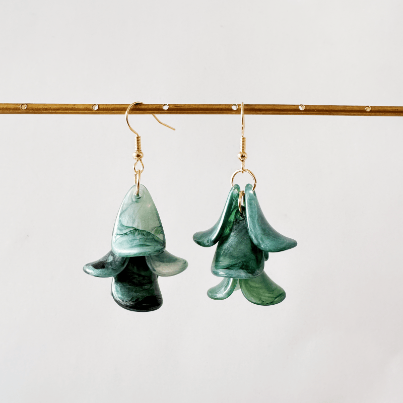 Vintage Style Acrylic Handmade Petal Pendant Earrings