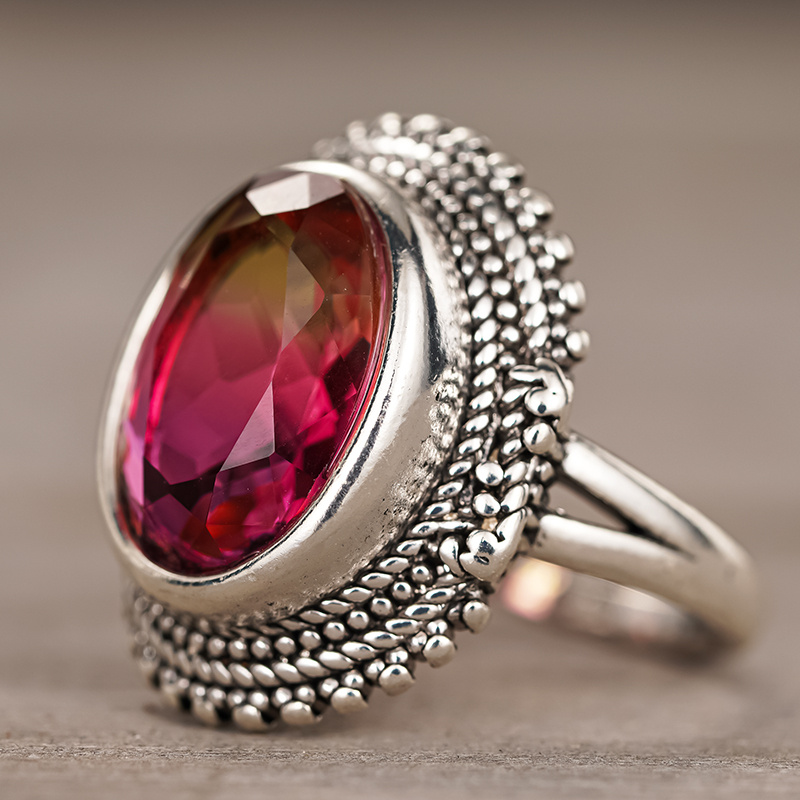Stylish Retro Inlaid Red Synthetic Gemstone Wide Rings