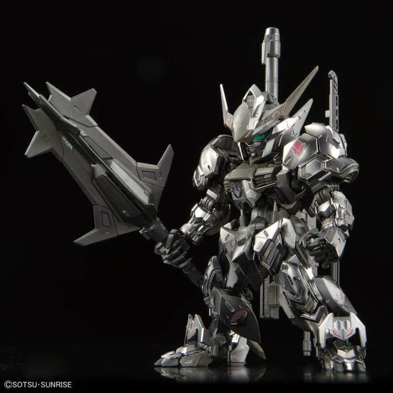 TEMU 【】メカキャラクターモデル | シルバーグレー（メインカラー）、巨大ブレードを持ち上げ、サイバーパンク風、ディスプ/キャビネットに最適、、ディスプレイ、シーンの作成、ギフトに最適