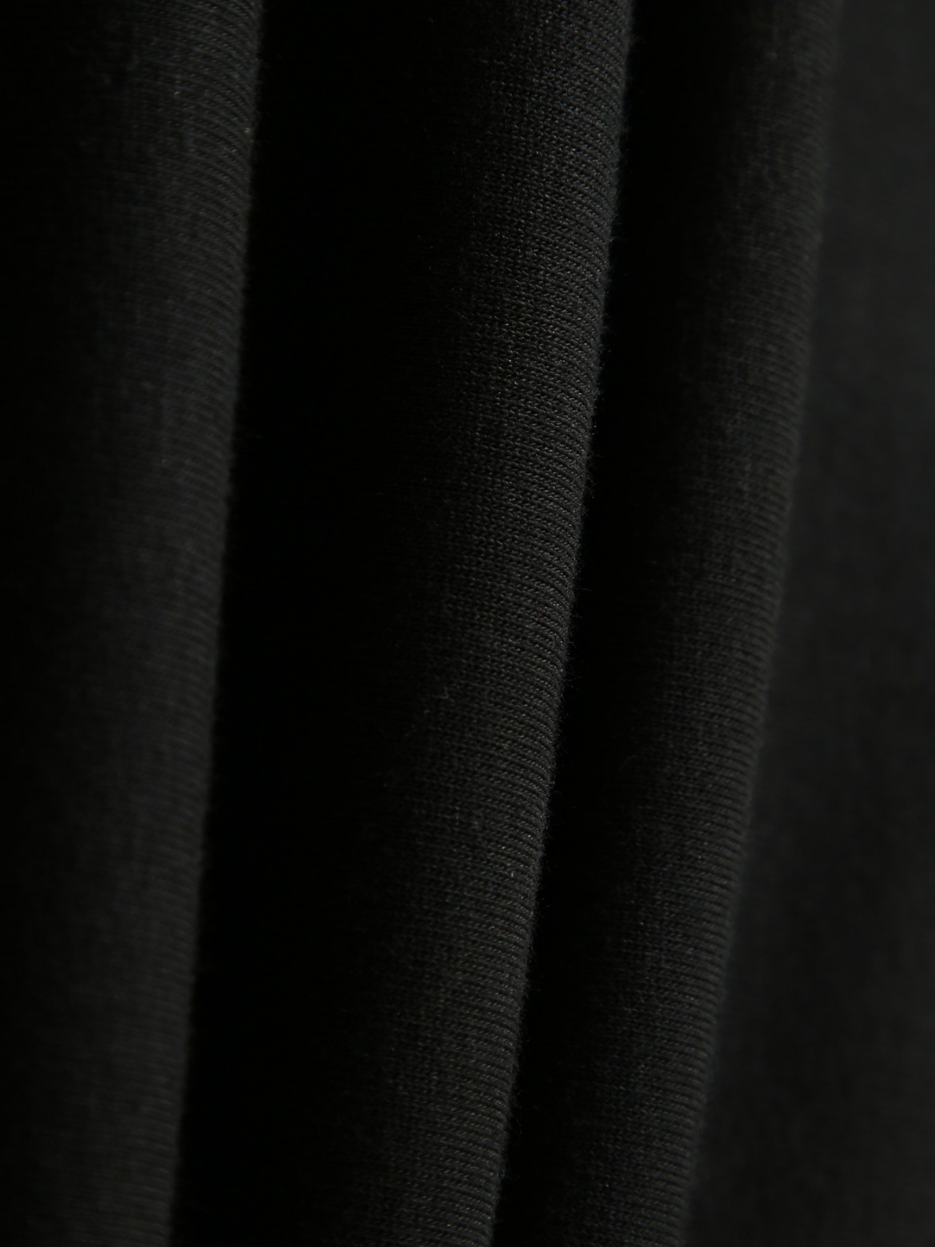 5ea6e68876e84bf2a381a996f131e45a Goods