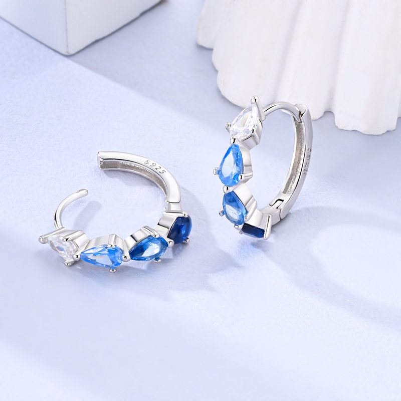 Women's Blue Gradient Water Drop Earrings in S925 Silver