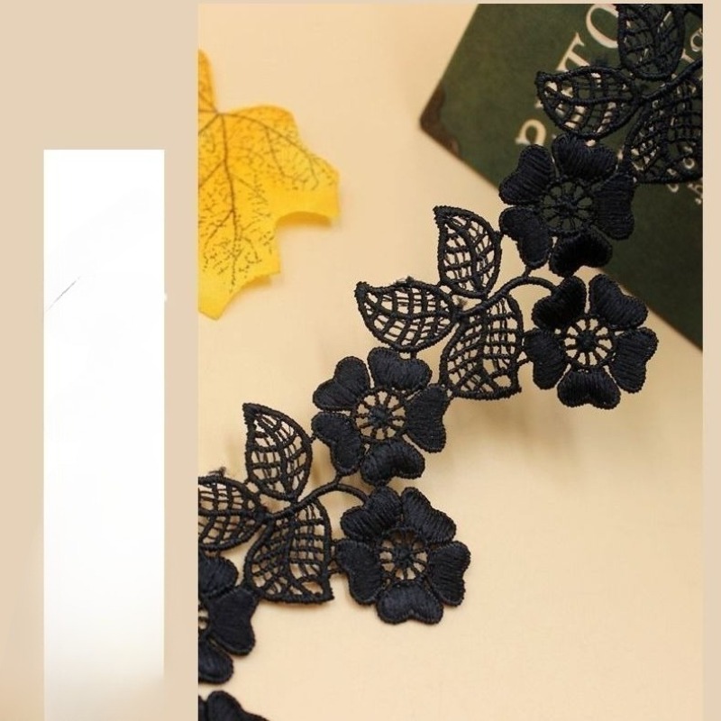 TEMU /width 4cm Black And White Flower Hollow Embroidery Lace, Exquisite Three-dimensional Flower And Leaf Design, Suitable For Clothing Sewing,