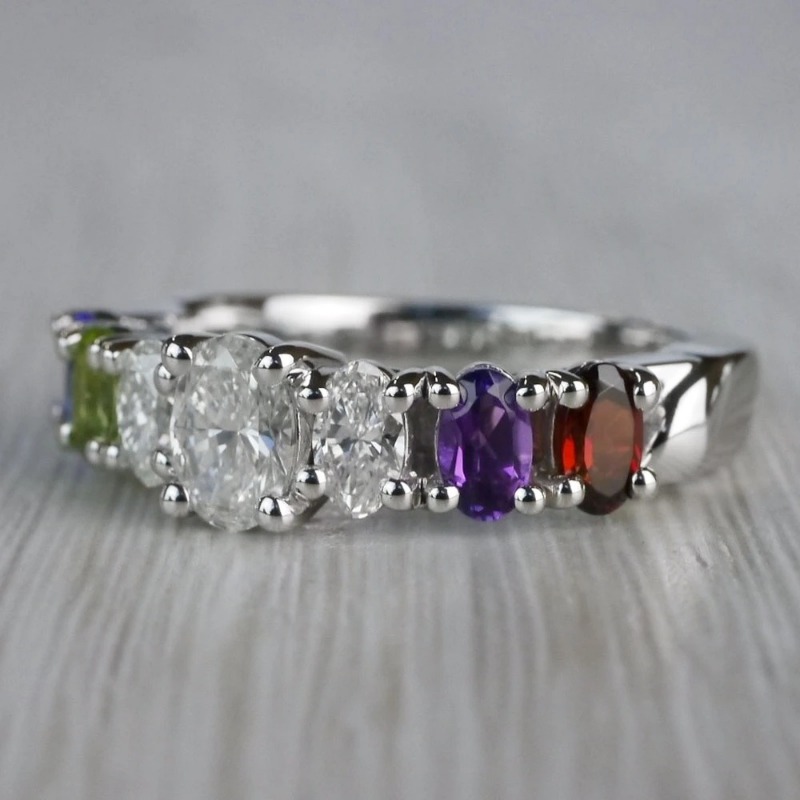 Women's Classic Elegant Inlay Synthetic Zirconia Rings