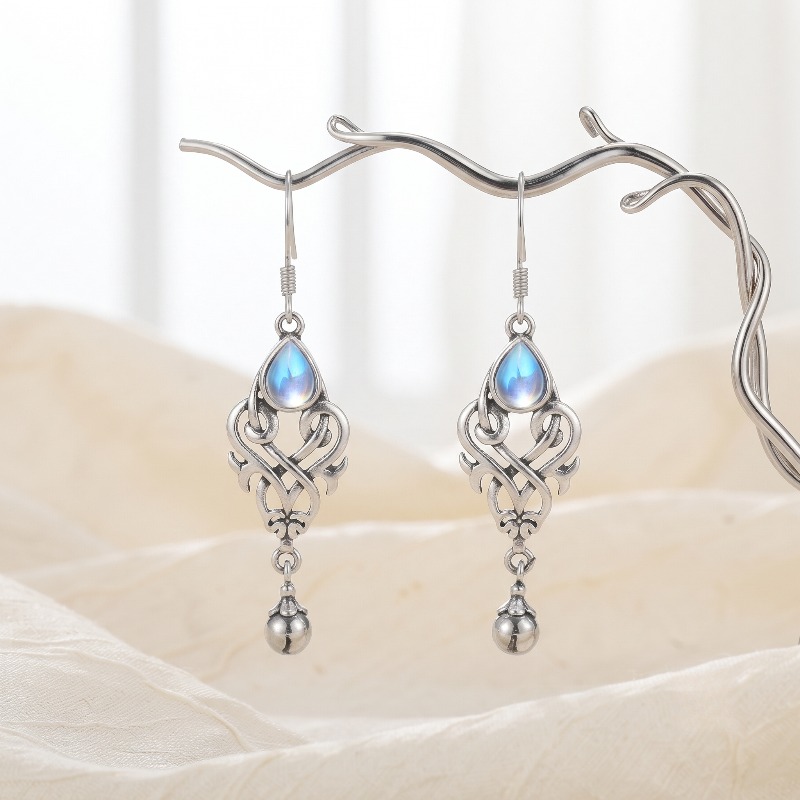 Women's Vintage Celtic Knot Pendant Earrings