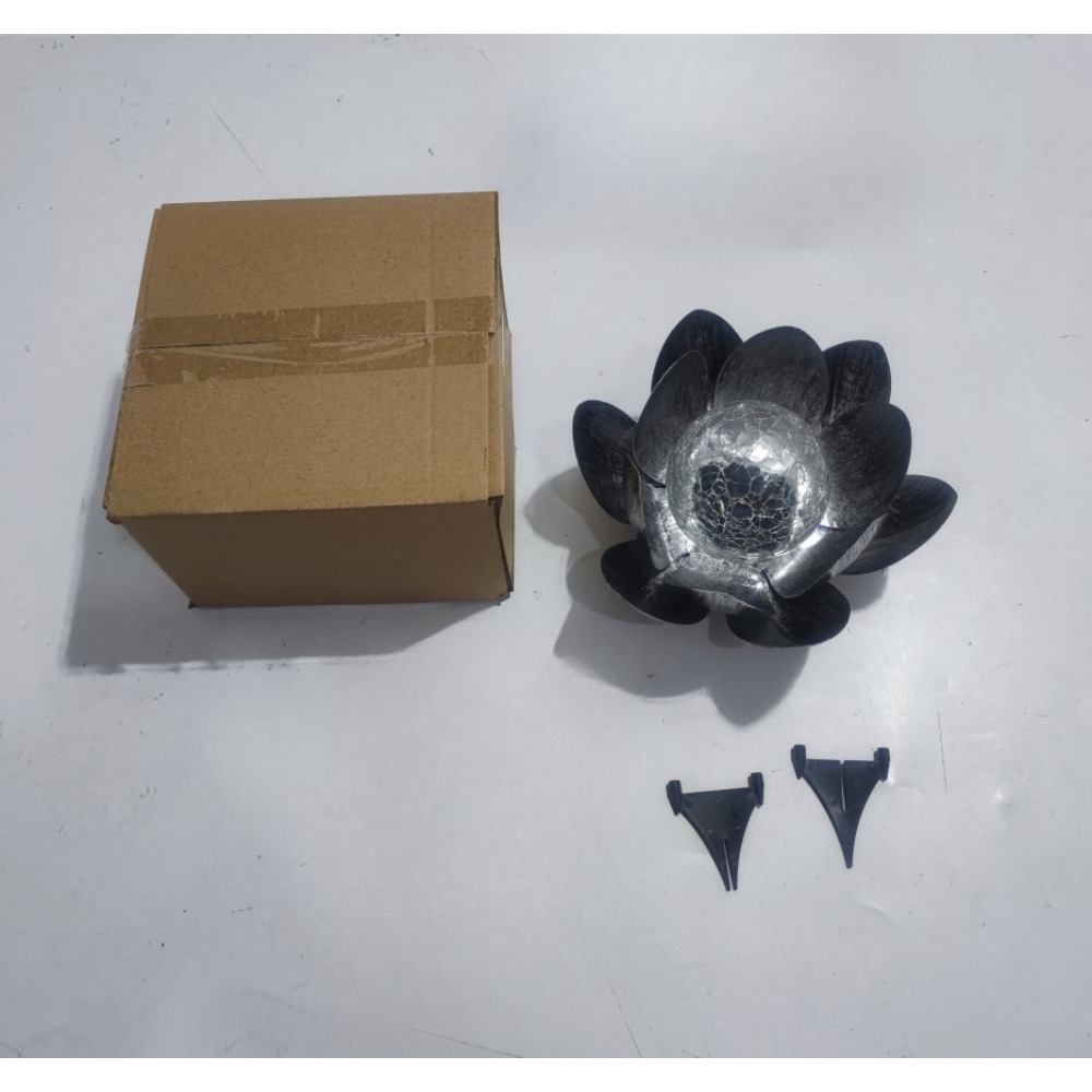 Image of Modern 1pc Cracked Glass Cover Is Decorated With Lotus-shaped Pedestal Statue, Which Is The For Indoor, Garden, Lawn, Courtyard, Balcony And Patio.