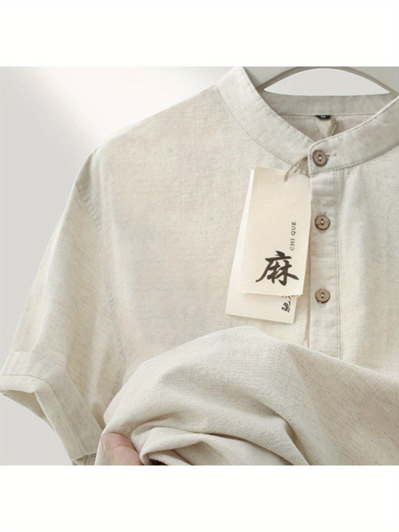 アイテム画像 2026年夏 軽量 メンズ リネン カジュアル スタンドカラー 半袖シャツ 通気性 リネンtシャツ ルーズ   サマートップス 半袖プルオーバーリネンシャツ 軽量 カジュアル デイリー 半袖シャツ