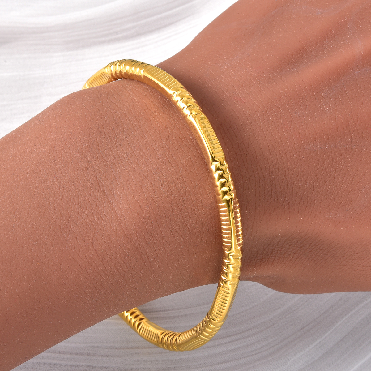 Women's Vintage Texture Stainless Steel Bracelet, Daily Wear