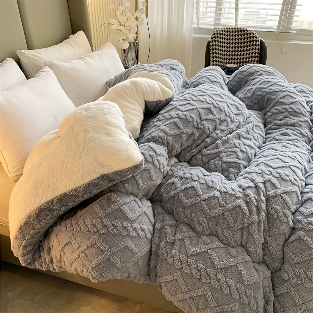 Image of High-quality Thickened Velvet Blanket | Double-sided Fleece Fabric, Microfiber Filling, Suitable For Bedrooms And Hotel Rooms, , Fluffy Quilt, Soft And Thick, Machine Washable