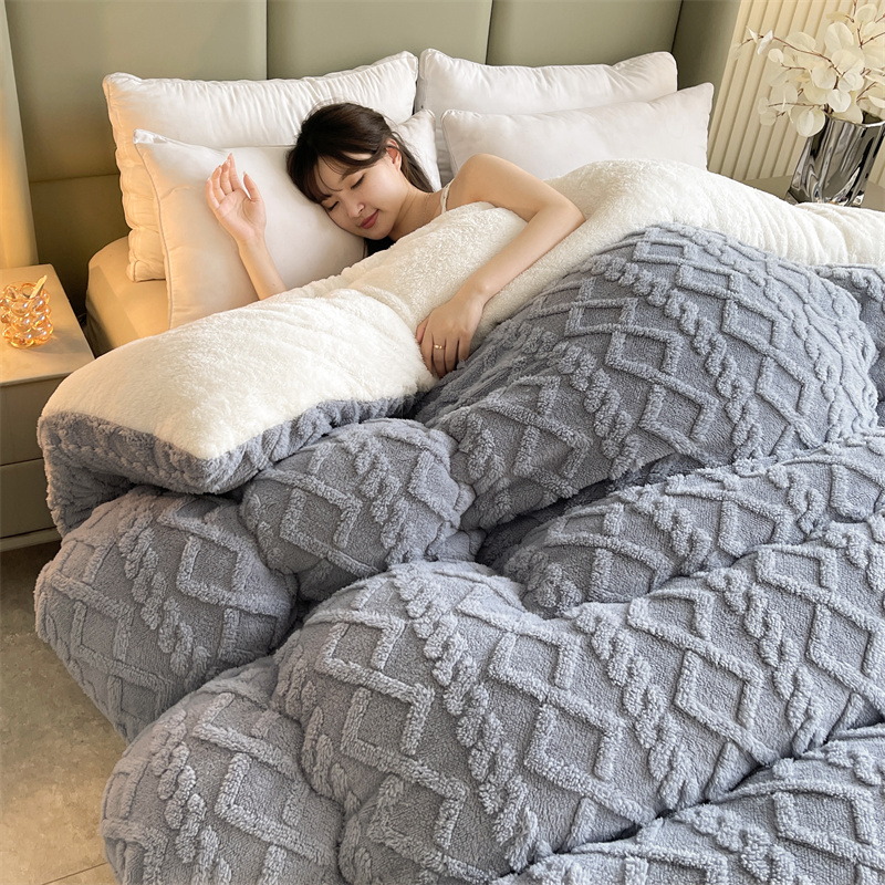 TEMU Autumn Winter Must-have Thickened Milk Velvet Velvet Comforter Inner, Oversized Quilted Soft Winter Quilt, Cozy Warm Throw Blanket Bedding For