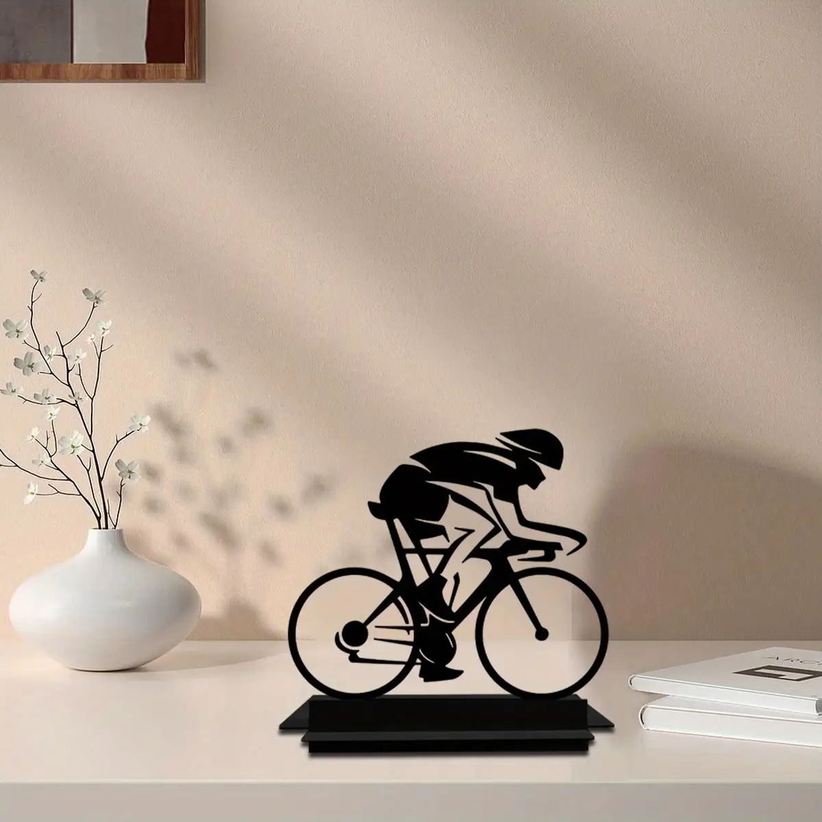 TEMU 【商品名】ックなサイクリングデザインが特徴のブラックメタル自転車デスクトップデコレーション - リビン、オフィス、本棚、ワインクーラー、テレビ台に最適 - サイクリング愛好家、サイクリングアクセサリーに最適ななギフト