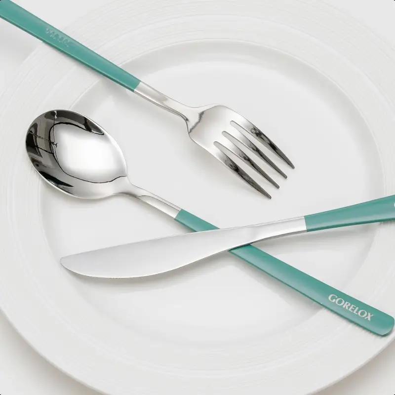 set of 4 travel utensils made of stainless steel, reusable cutlery, portable silverware lunch box suitable for camping and office, fork, spoon, knife, and case. Product details 3