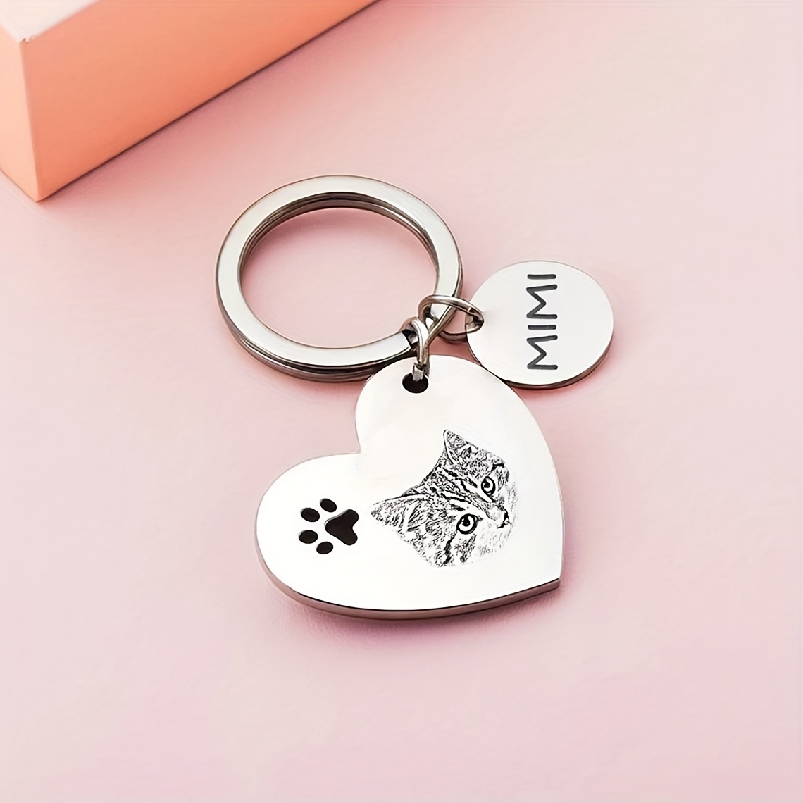 TEMU 1 Custom Pet Portrait Keychain, Heart-shaped Pendant Keychain With An Engravable Round Pendant, Cute And , Exquisite And Stylish, Personalized