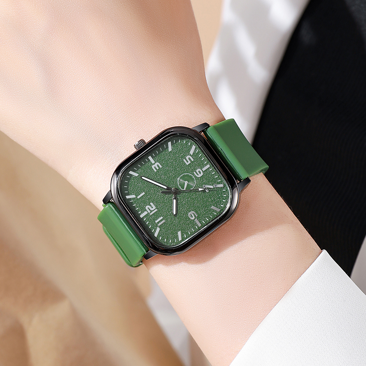 Women's Minimalist Small Square Quartz Watch, Casual Style