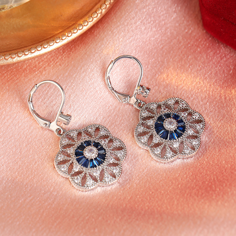 TEMU Boucles d'oreilles pendantes vintage à motif floral , Boucles d'oreilles goutte en synthétique , Bijoux d'oreille de luxe en , Accessoires