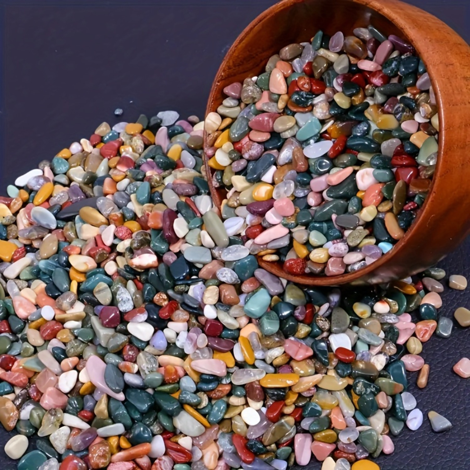 

Vibrant Natural Agate Crystal Gravel - Decorative Pebbles For Aquariums, Glass Containers, And Home Decor With Unique Mineral Patterns