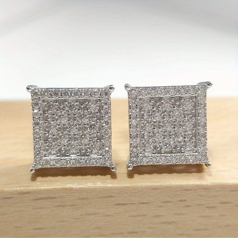 1 Pair of 0.7 Carat S925 925 Silver Hip Hop Moissanite Square Stud Earrings, Perfect for Any Event And an Excellent Choice for Holiday Or Birthday Presents