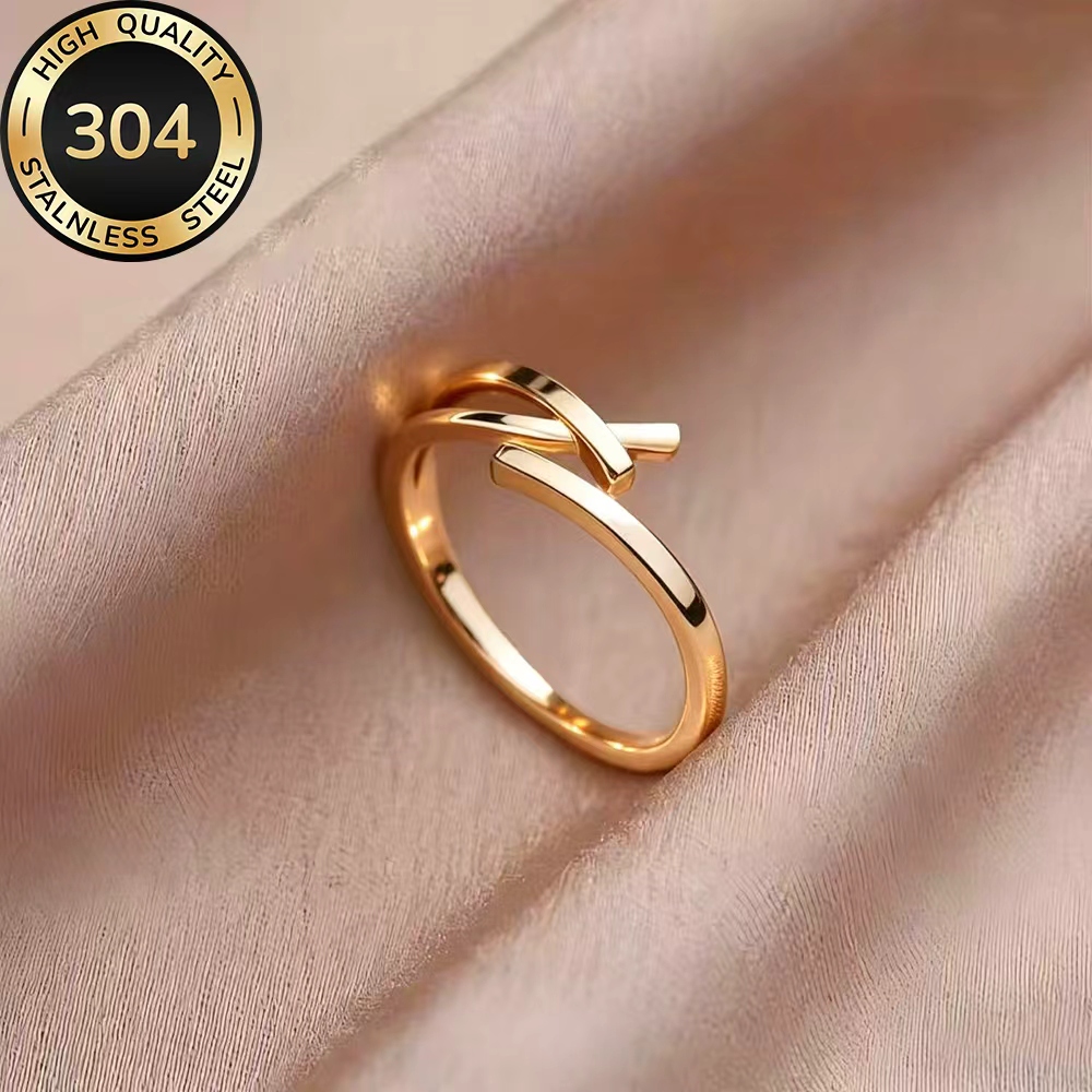 High-quality Stainless Steel Hypoallergenic Golden , Anti-fading, Easy And Elegant, Suitable For Everyday Wear Or Party Fashion Women's Ring, Jewelry Additions, Is A Delicate Gift For Women